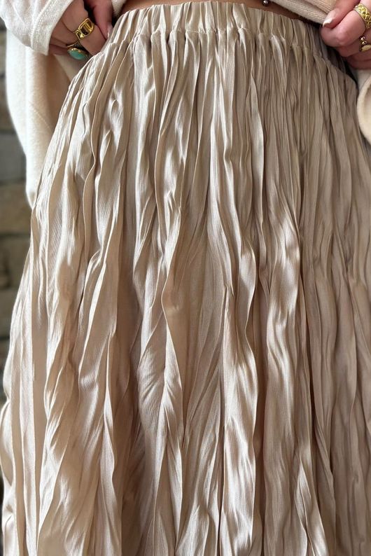 Twisted Sister Crinkle Midi Skirt Oyster